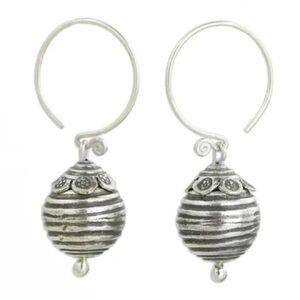 Silver Dangle earrings Made In ThailLand